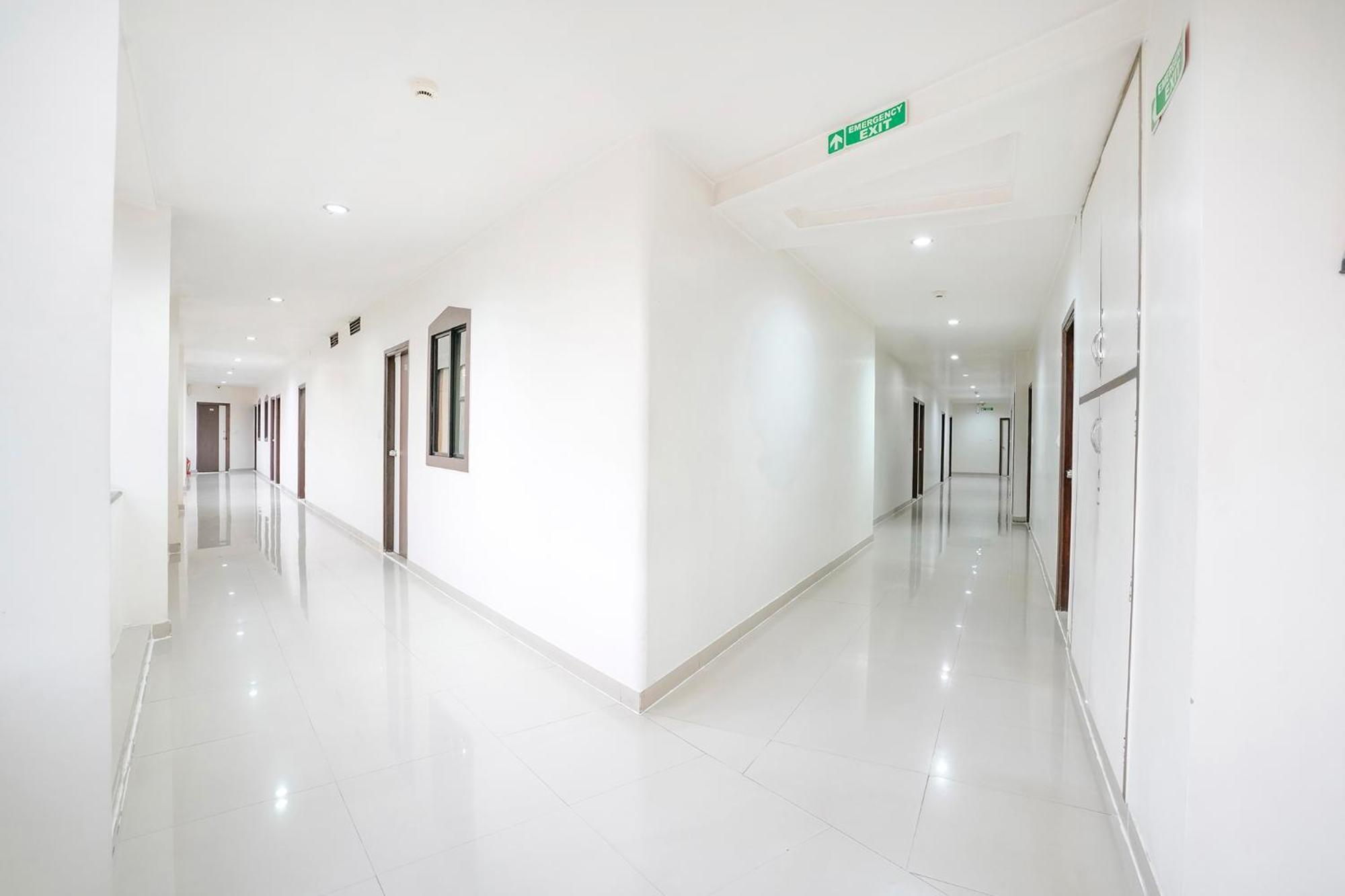 גנדהינאגר Fabhotel Skylon, Near Mahatma Mandir מראה חיצוני תמונה